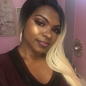 Meet your Posher, Ashiya